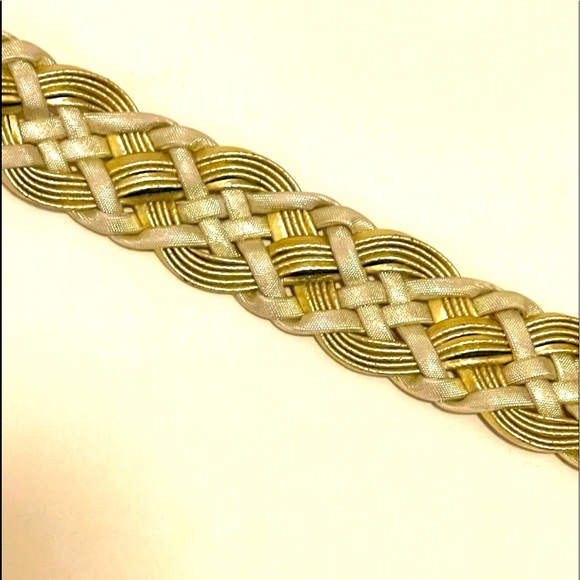 Small Adjustable Belt Pale Metallics - Picture 3 of 4